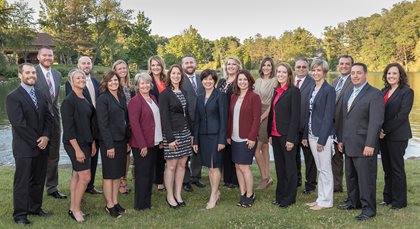 5L9A3533-cropped.jpg graduation class